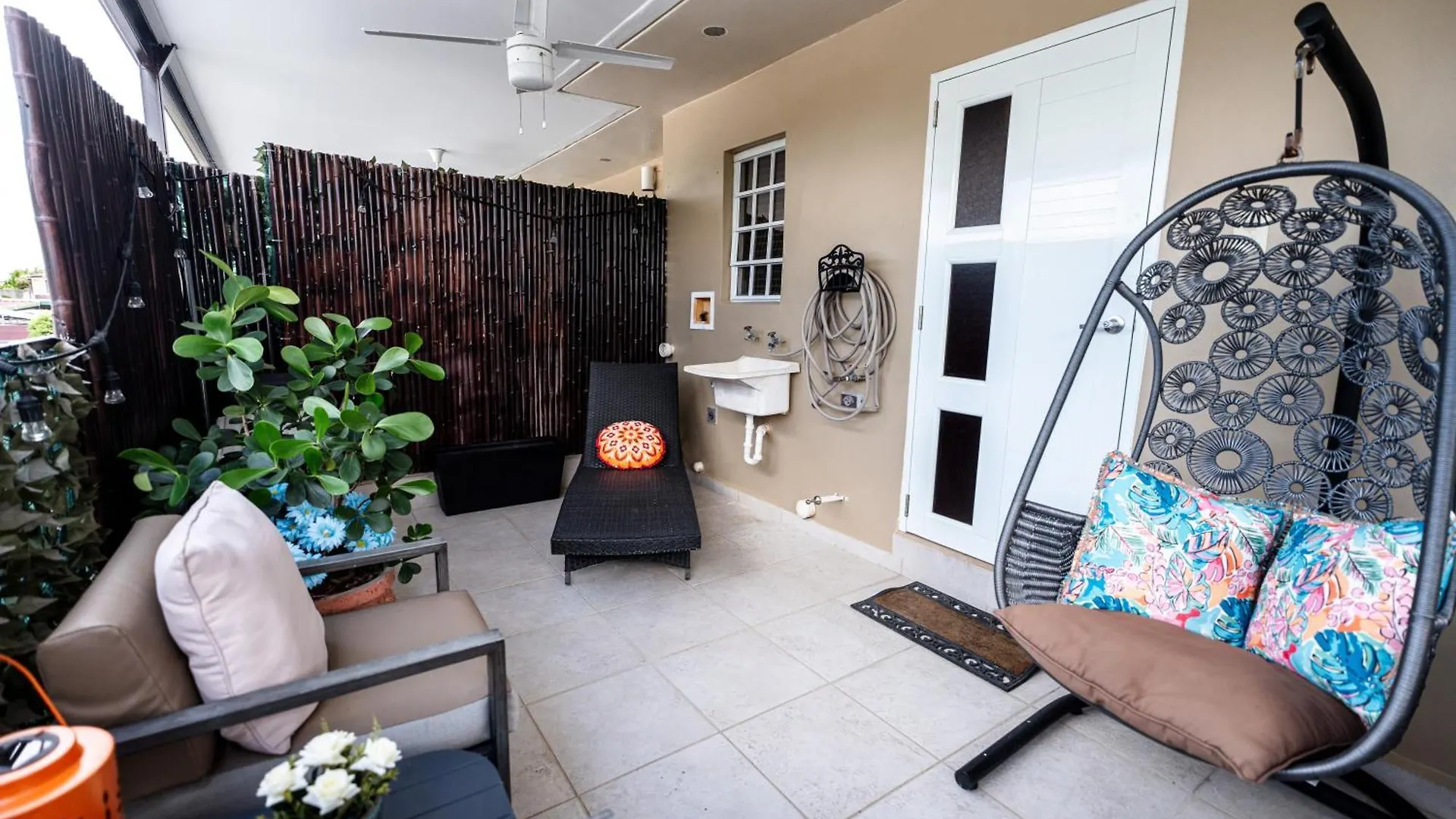 Private Jacuzzi Oasis With Mountain Views And Free Parking Daire Ponce